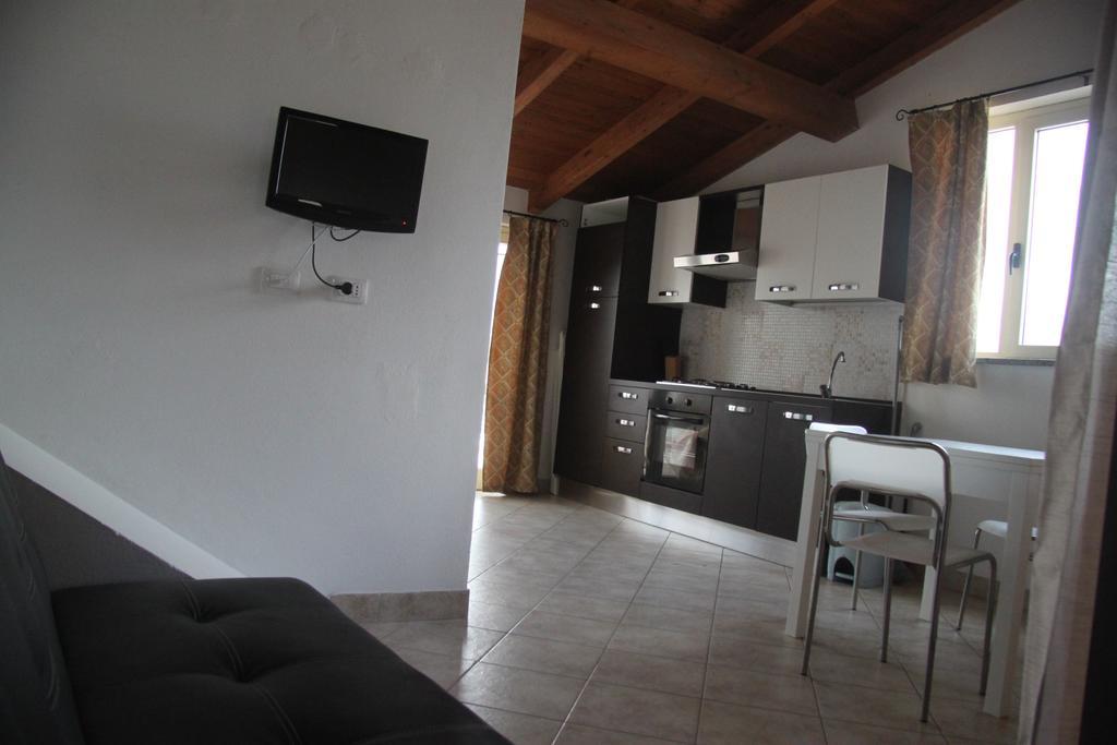 Panta House Apartment San Giovanni Suergiu Bagian luar foto